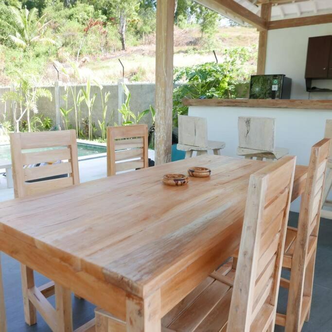 מטאראם Silir Villa "Your Cozy Home" מראה חיצוני תמונה
